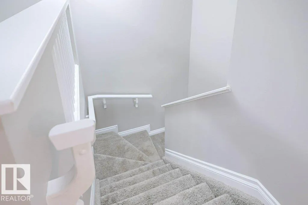 7913 ERASMUS CR NW