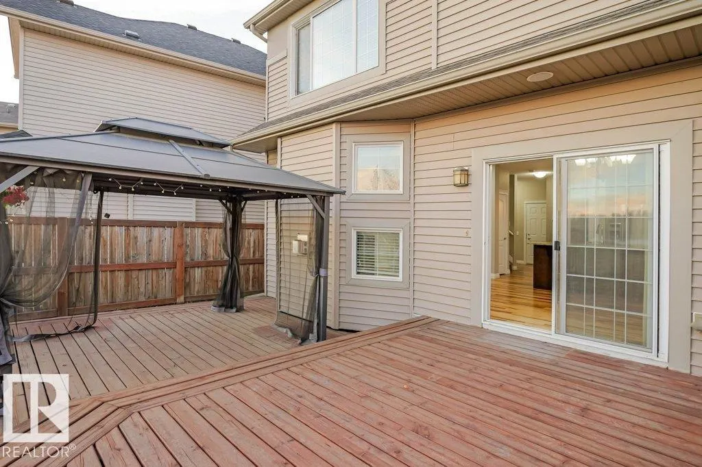 7913 ERASMUS CR NW