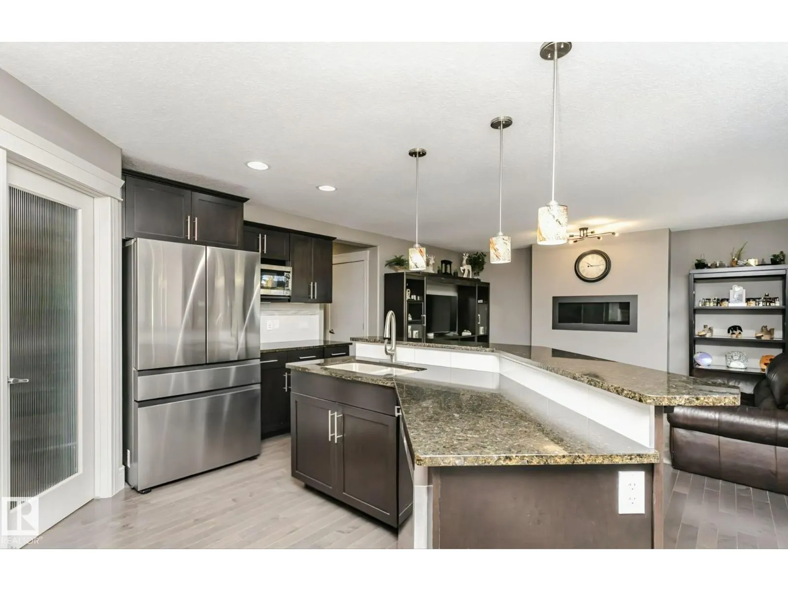 655 178 ST SW SW