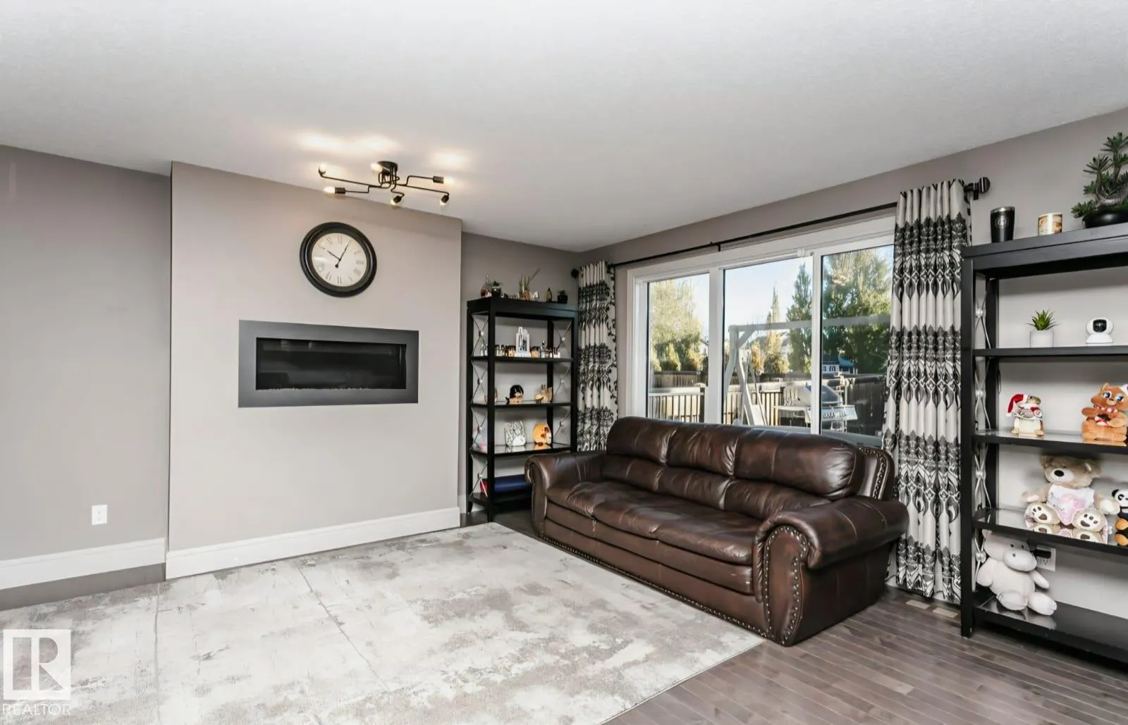 655 178 ST SW SW