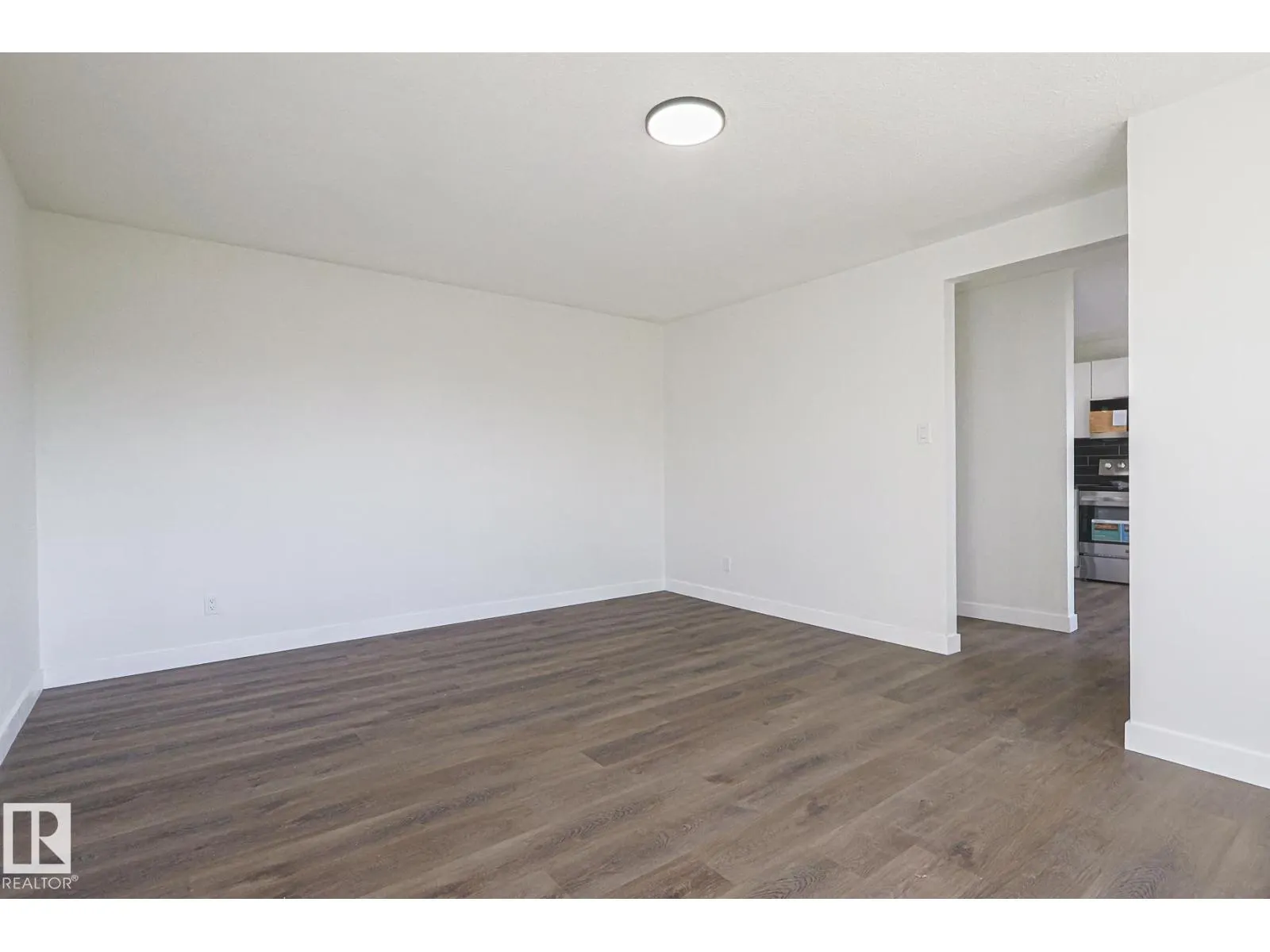231 ROSELAND VG NW