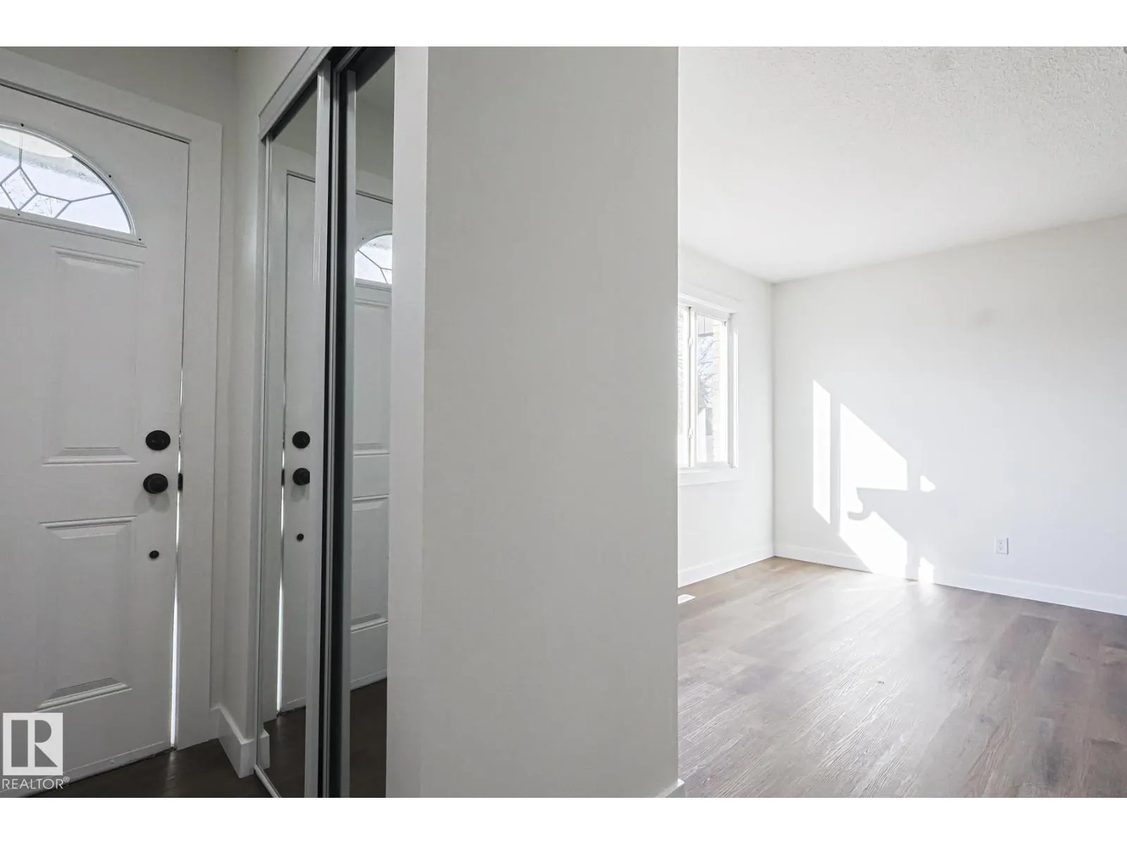 231 ROSELAND VG NW