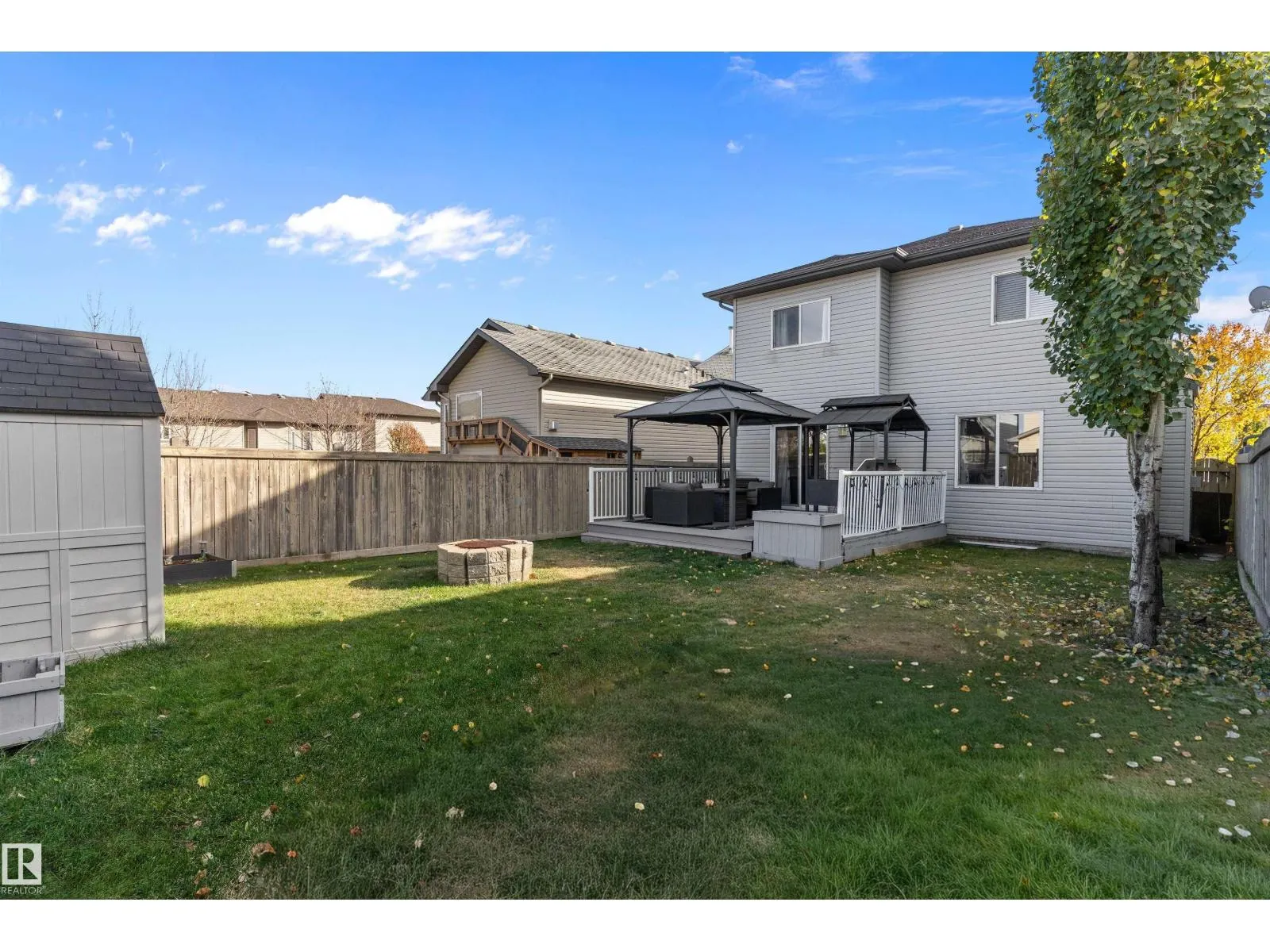 1510 37A AV NW