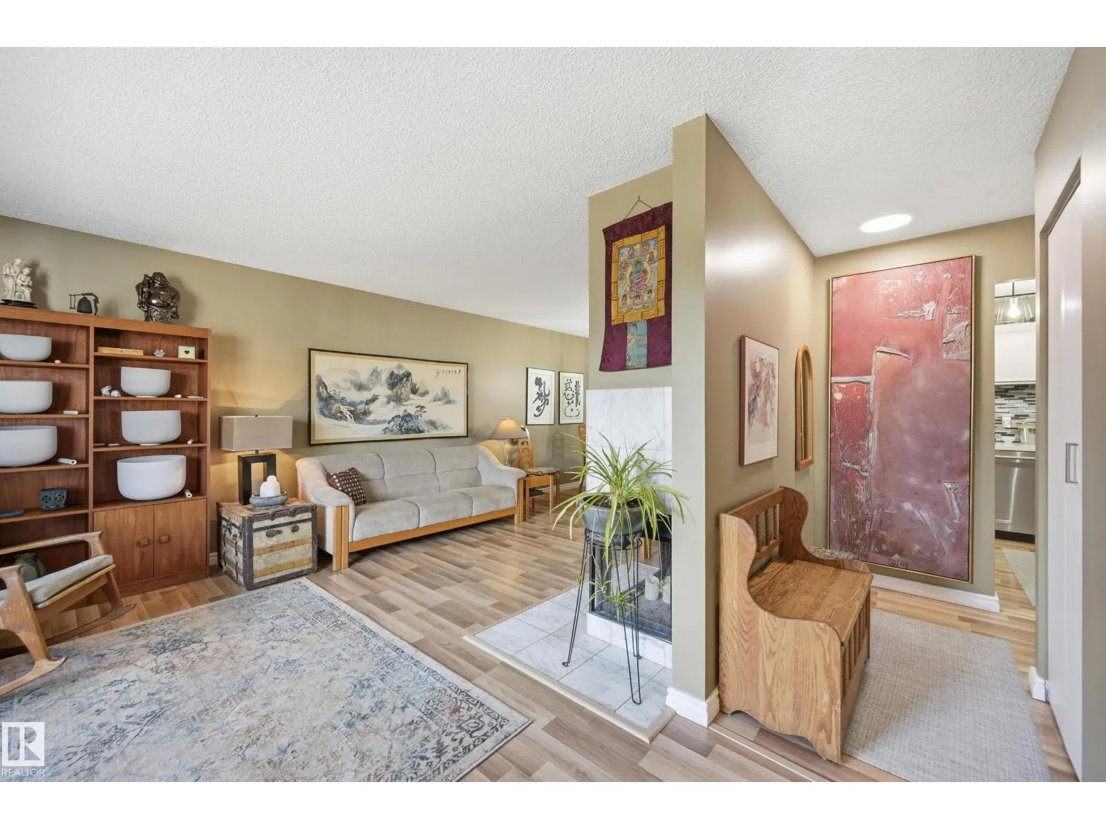 #58 2703 79 ST NW