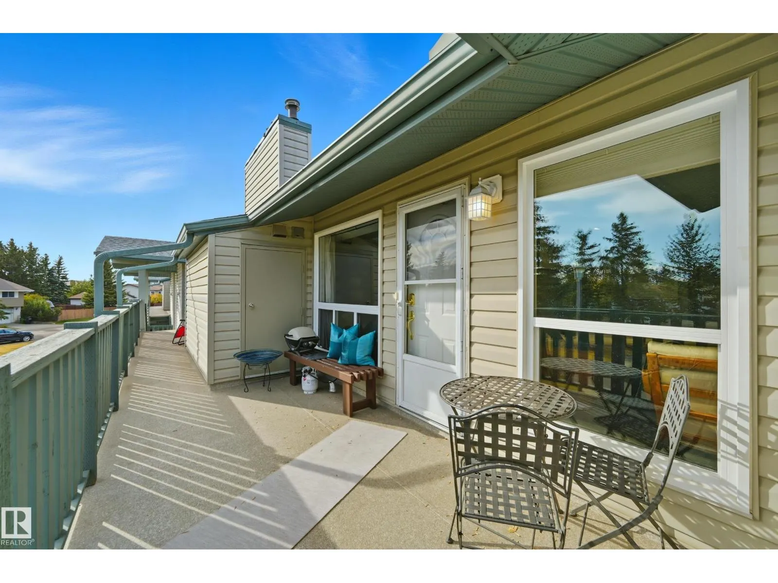 #58 2703 79 ST NW