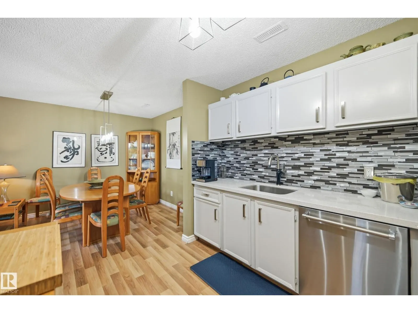 #58 2703 79 ST NW