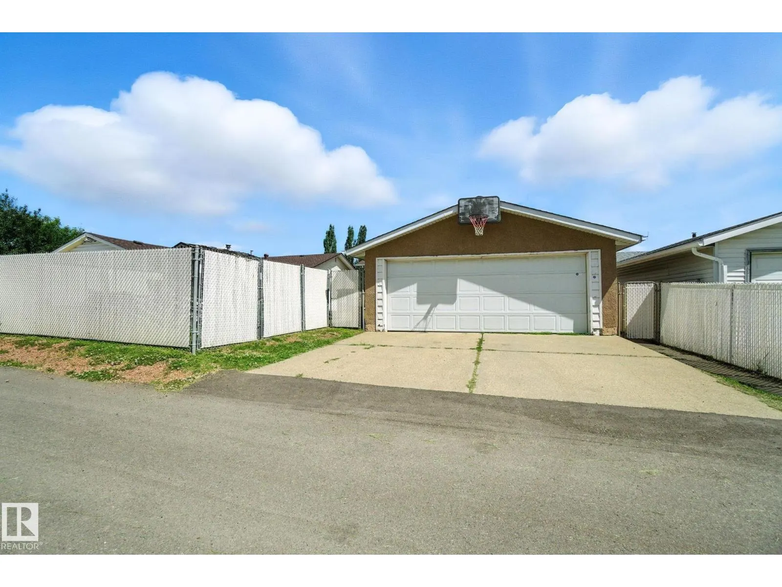 14936 81 ST NW