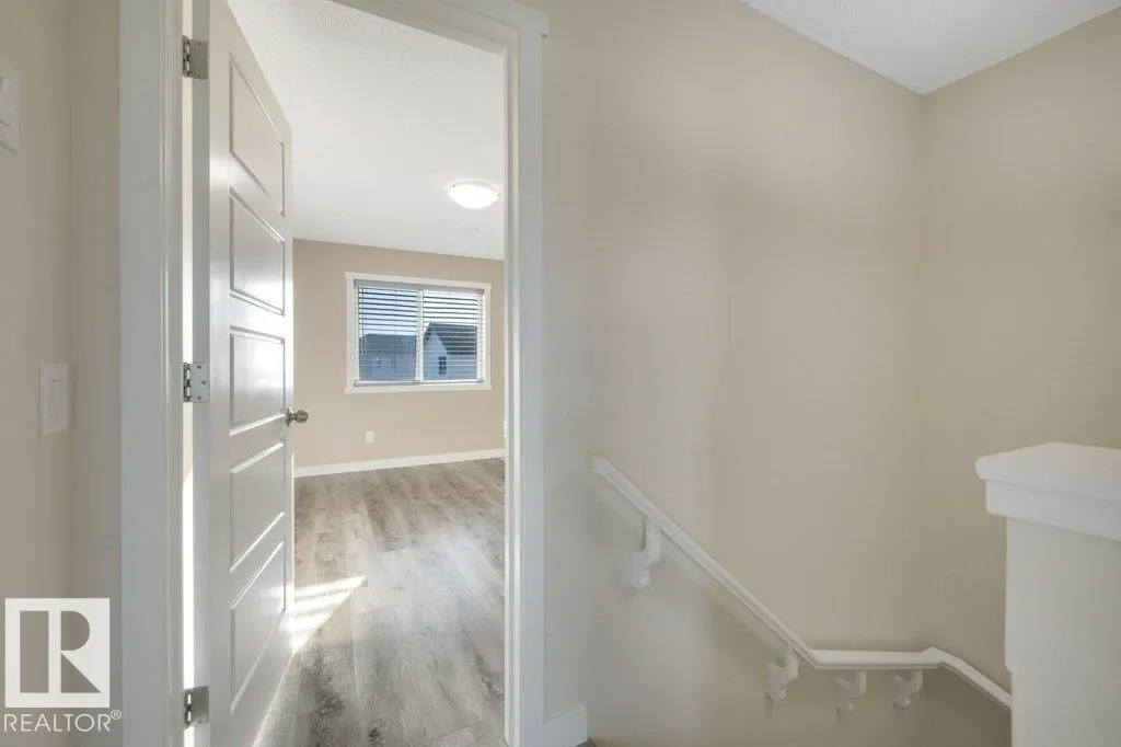 2015 32 ST NW