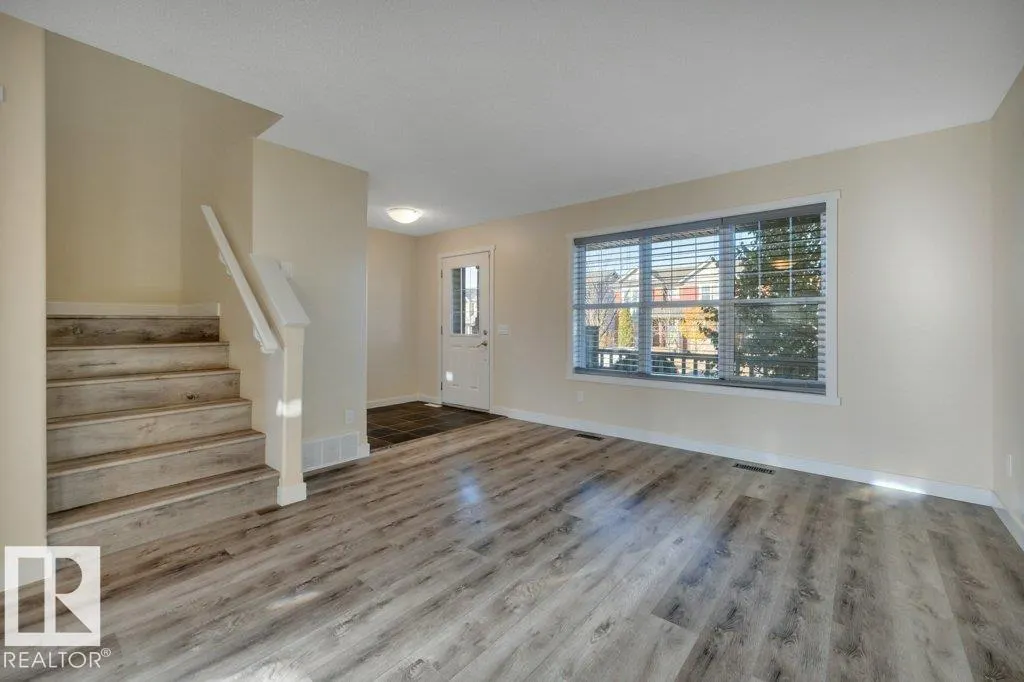 2015 32 ST NW
