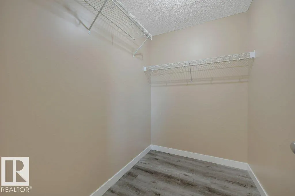 2015 32 ST NW