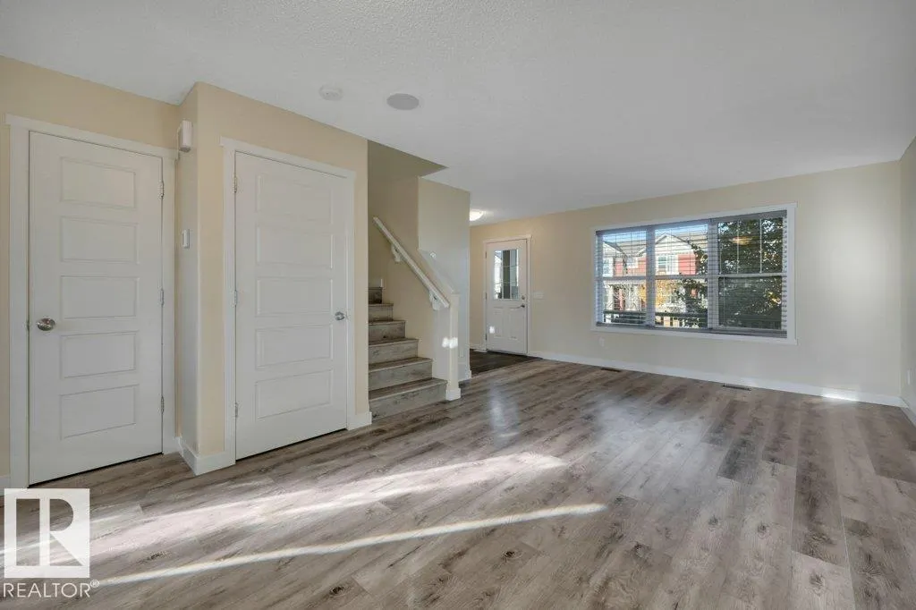 2015 32 ST NW