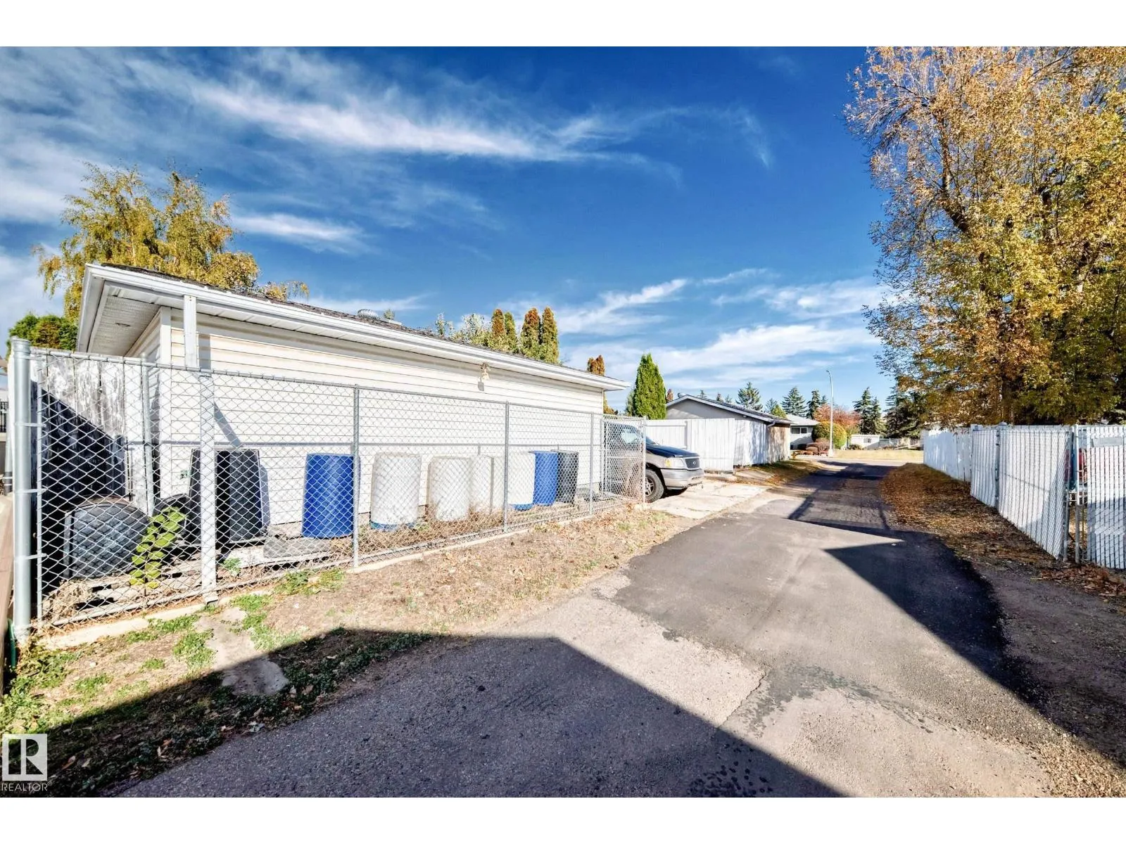 7007 140 AV NW