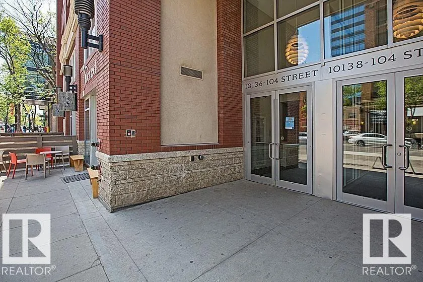 #2202 10136 104 ST NW