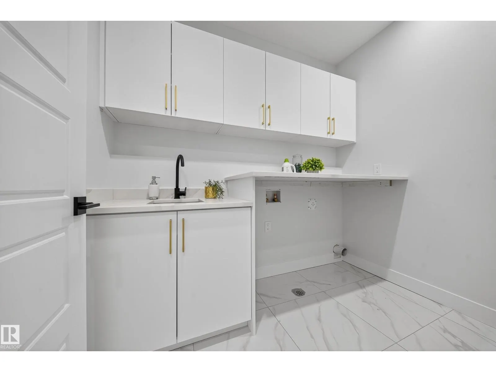 6274 19 ST