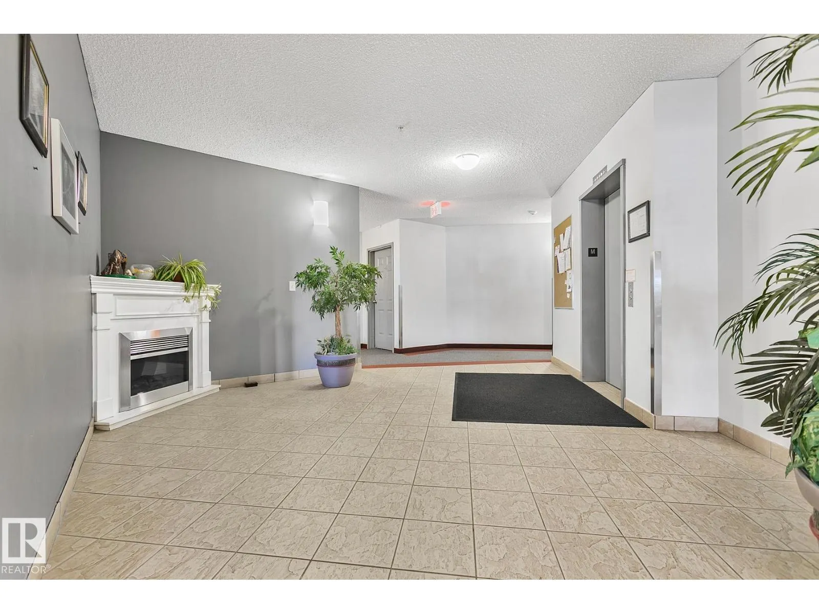 #308 9120 156 ST NW