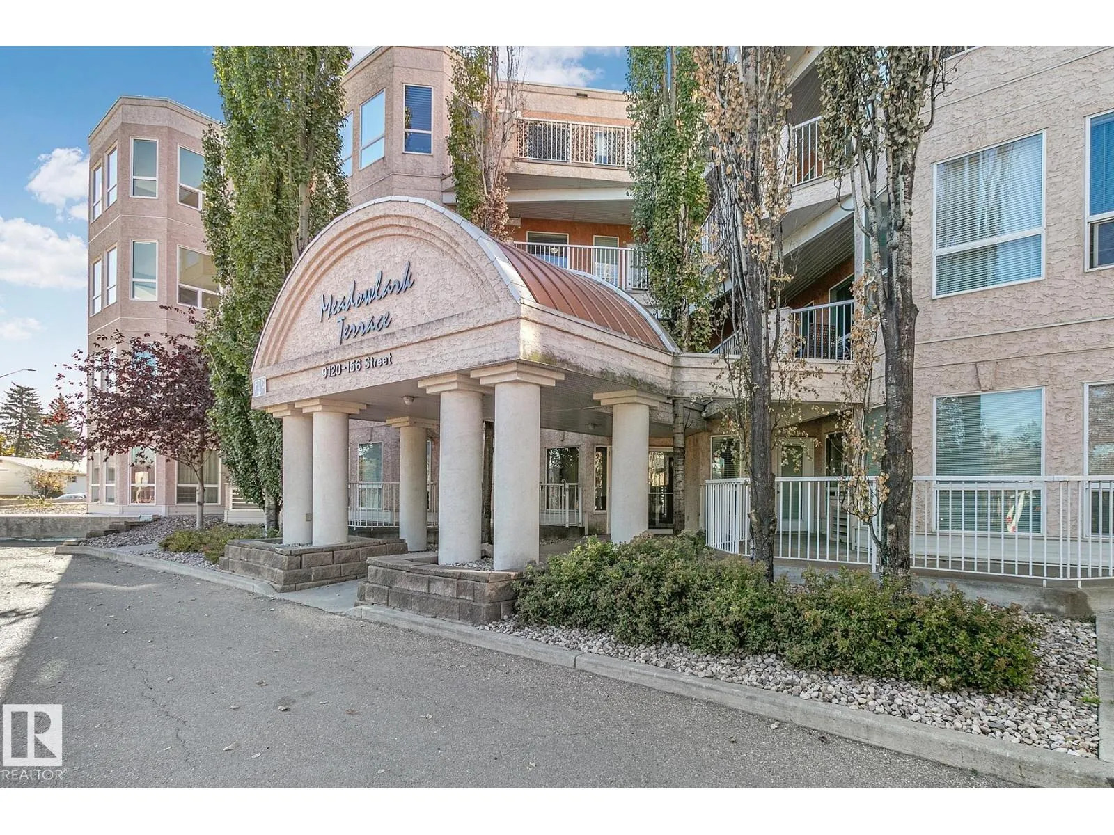 #308 9120 156 ST NW