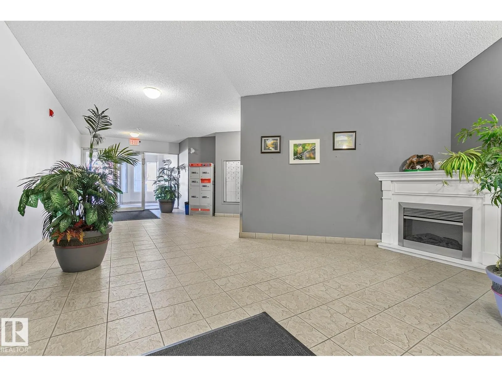 #308 9120 156 ST NW