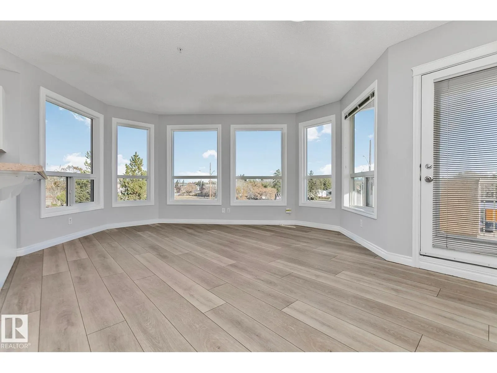 #308 9120 156 ST NW