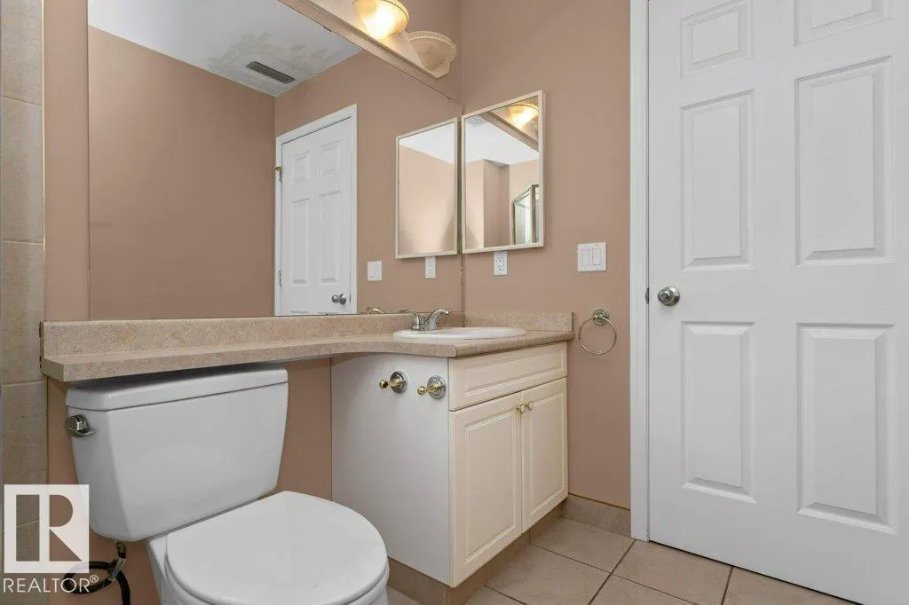 #214 10105 95 ST NW