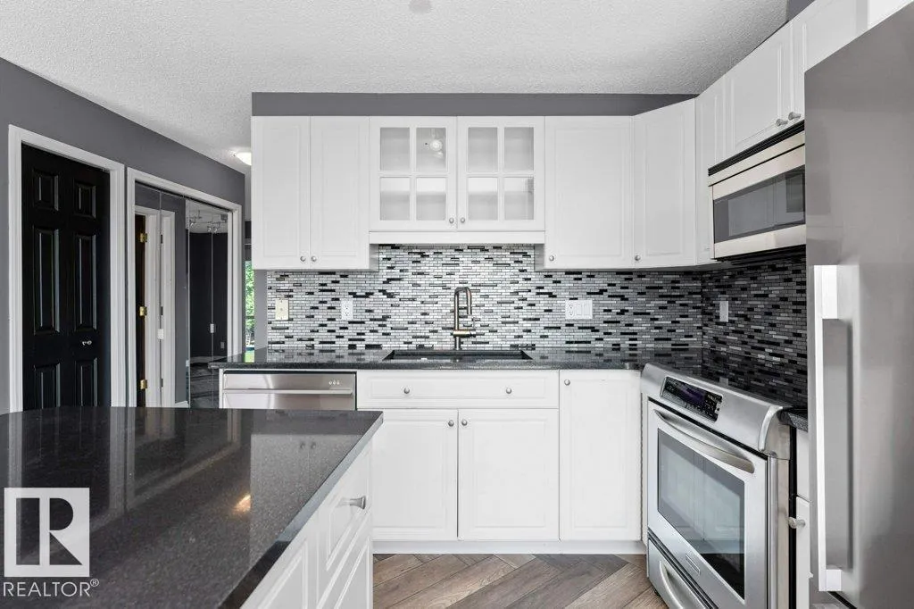 #214 10105 95 ST NW