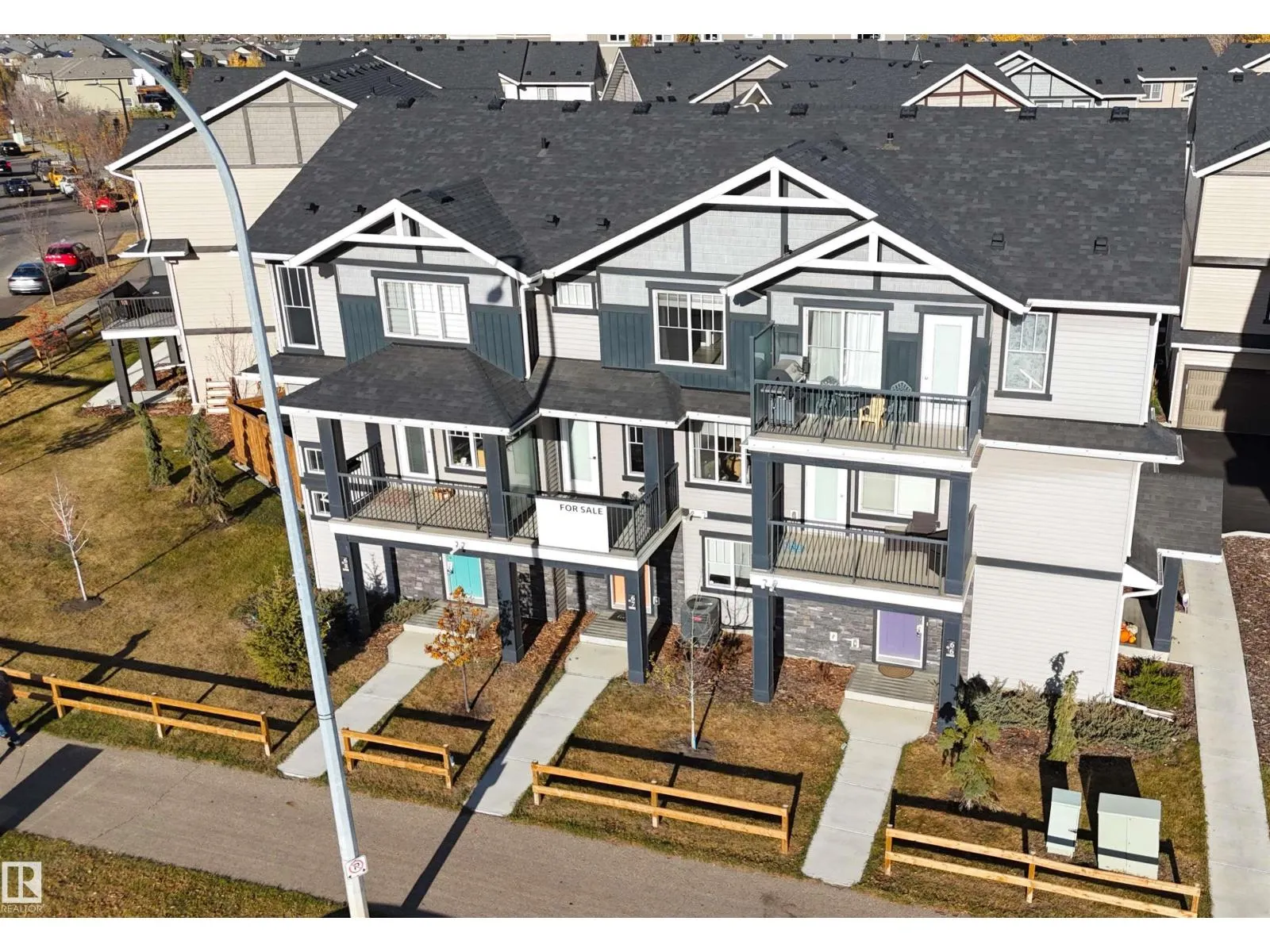 #67 50 MCLAUGHLIN DR