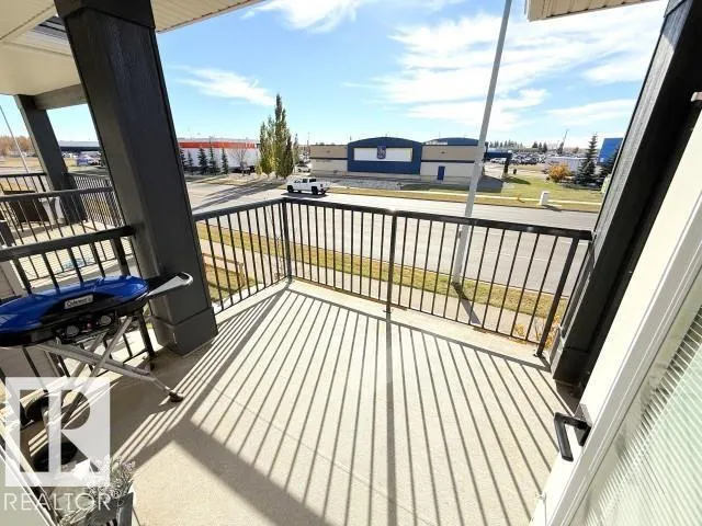 #67 50 MCLAUGHLIN DR