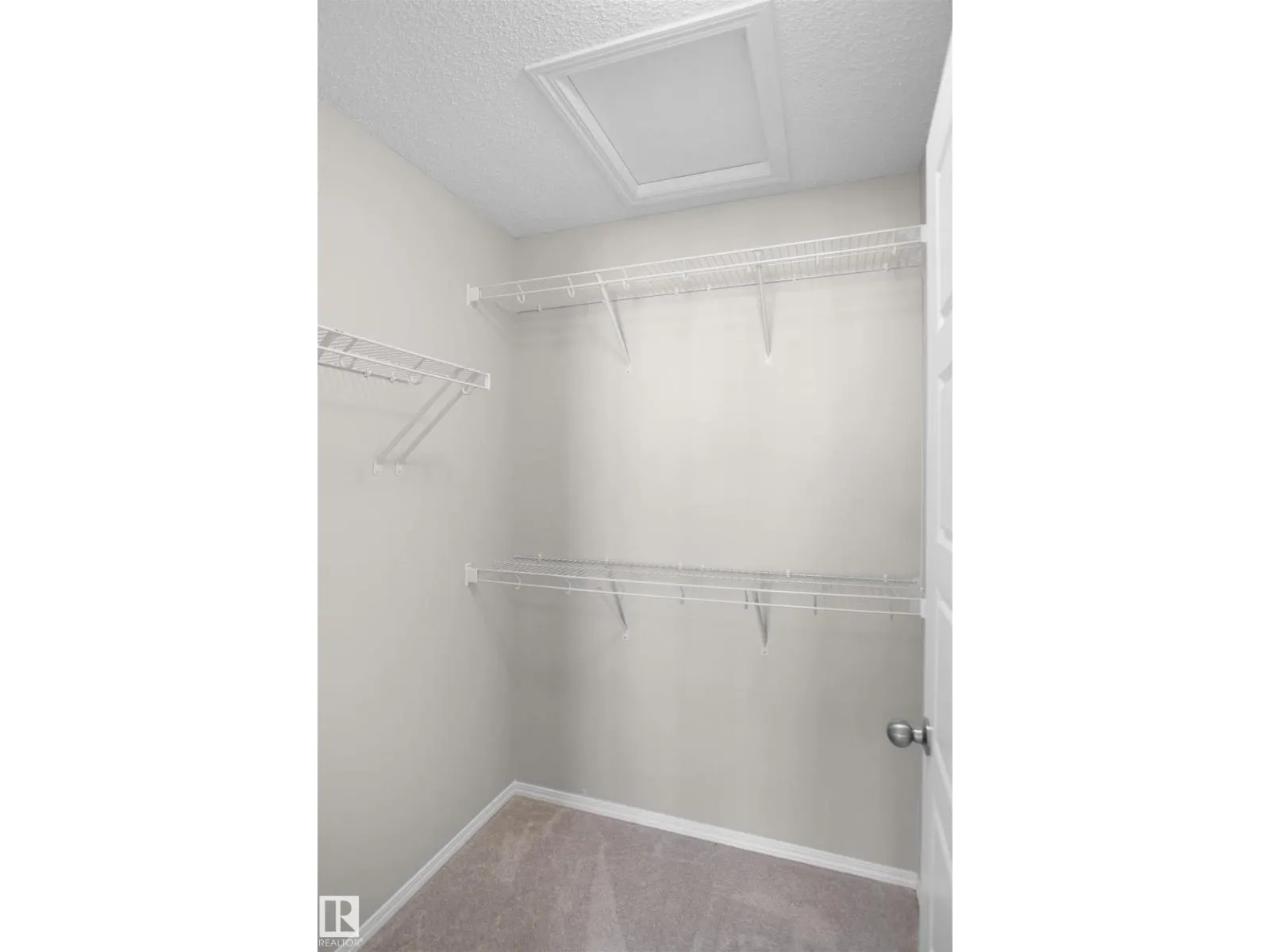 20525 21A AV NW