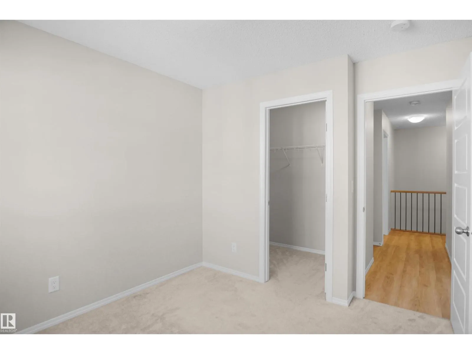 20525 21A AV NW