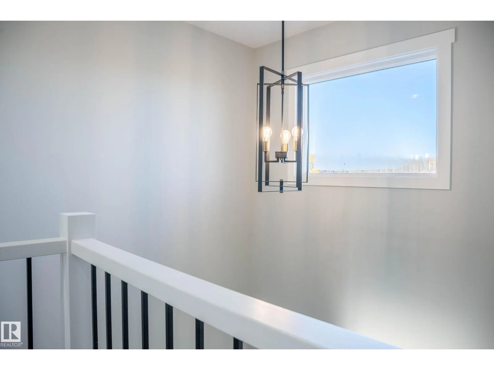 1709A Crestview WY