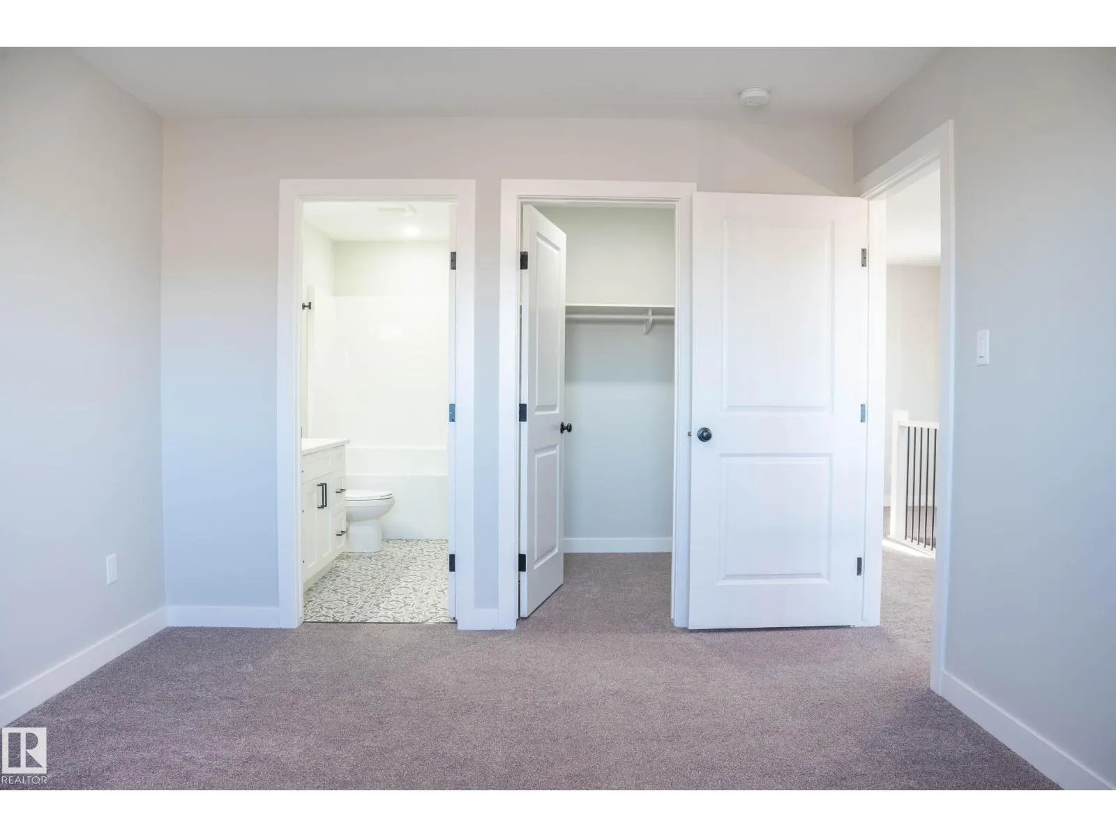 1709A Crestview WY