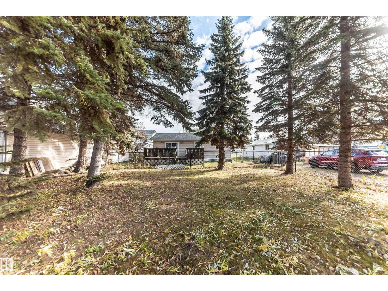 5021 Lakeview