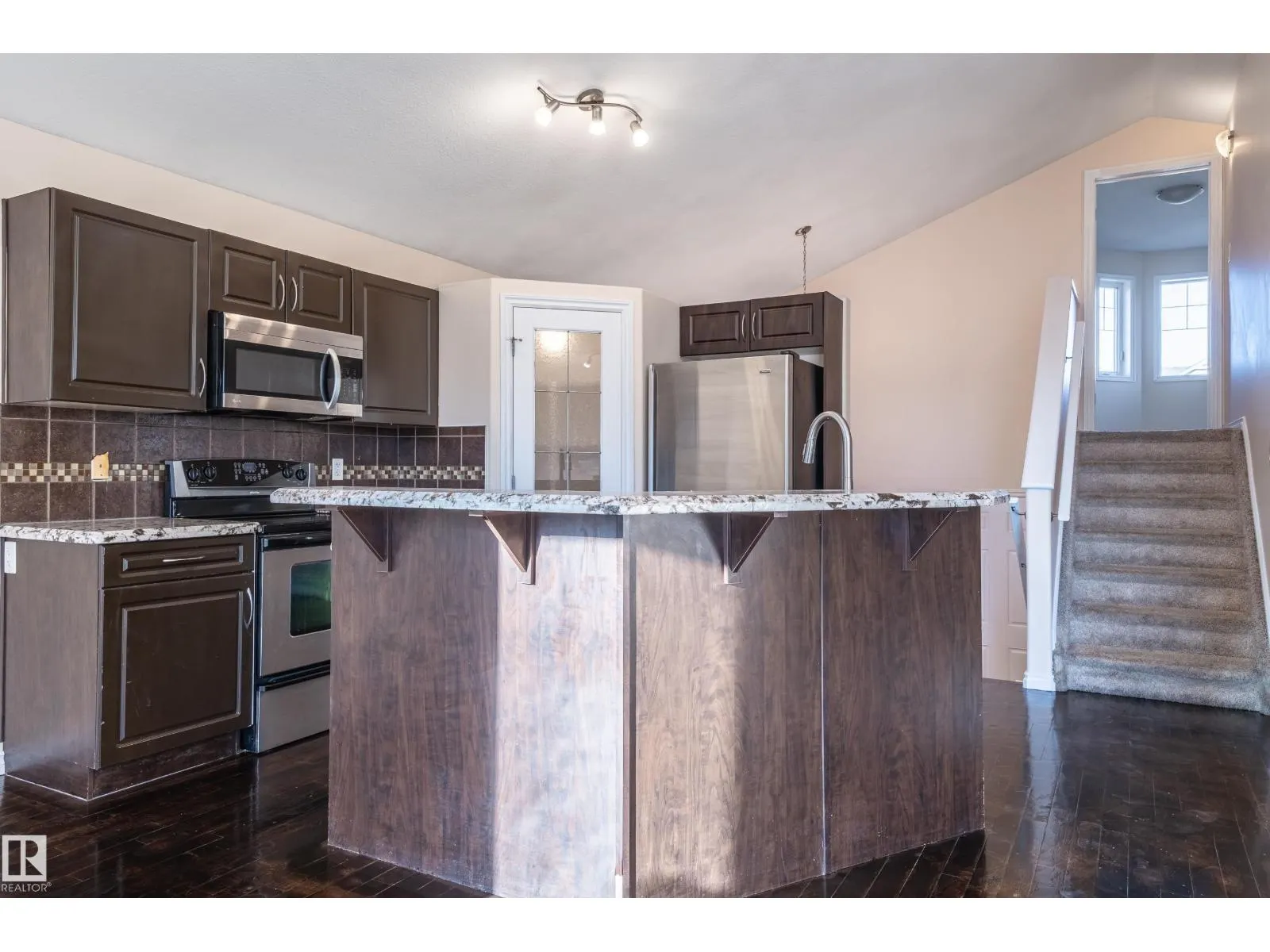 16311 55 ST NW NW
