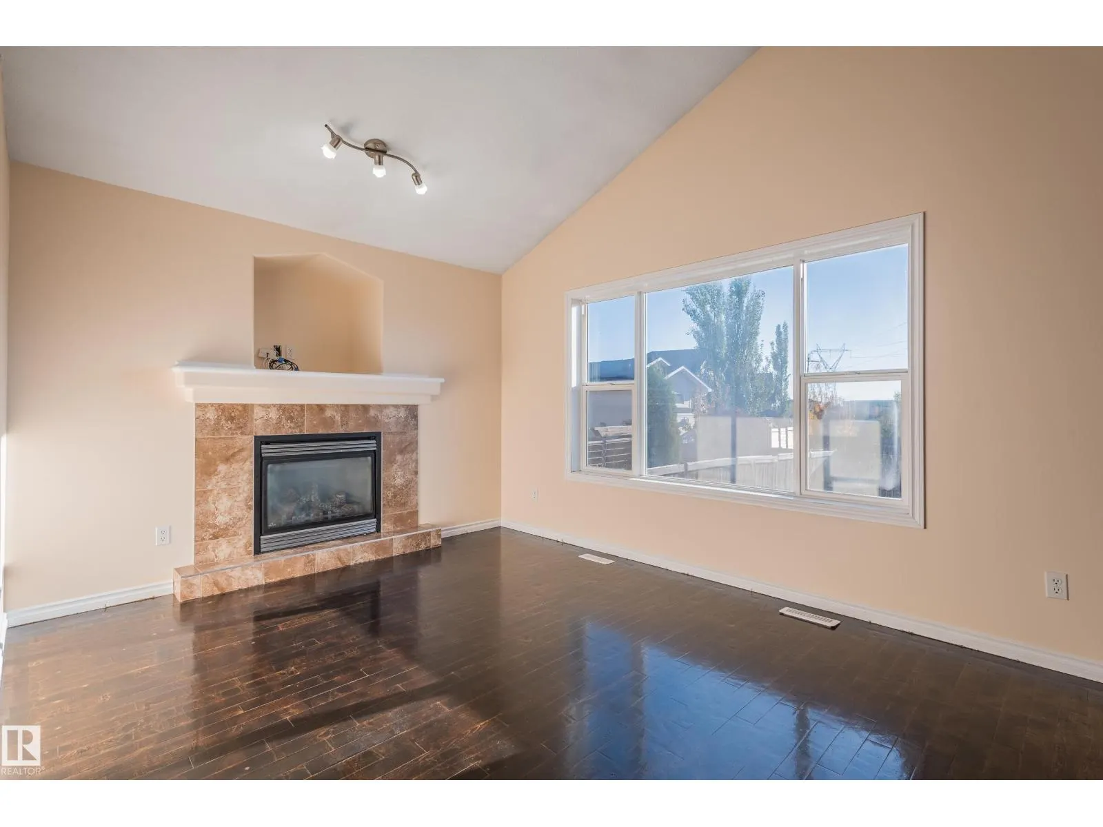 16311 55 ST NW NW