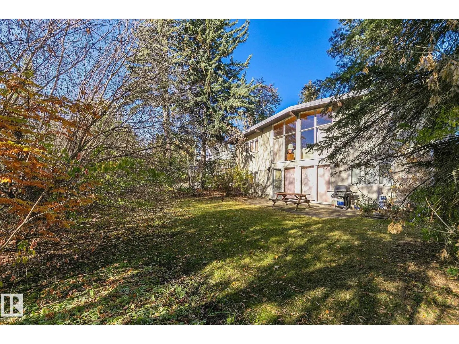 13 VALLEYVIEW CR NW