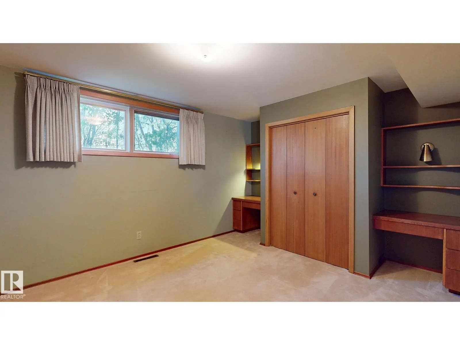 13 VALLEYVIEW CR NW