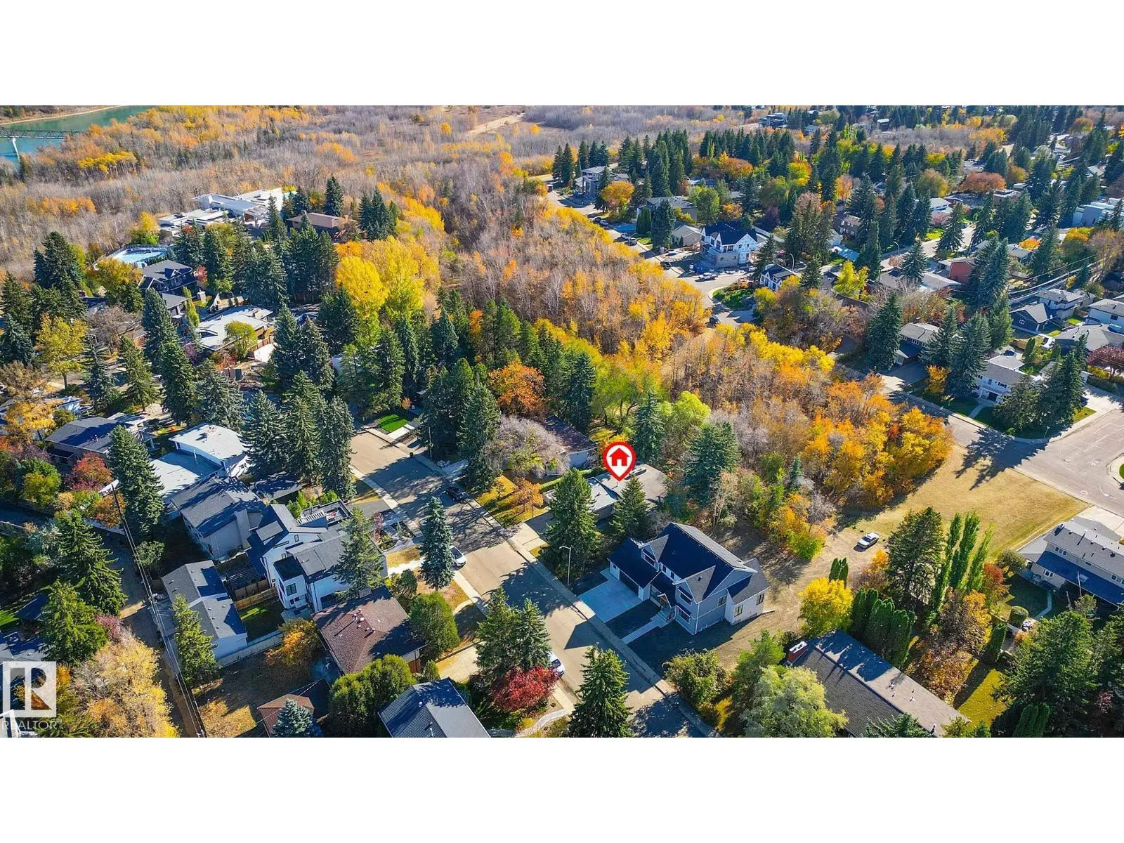 13 VALLEYVIEW CR NW