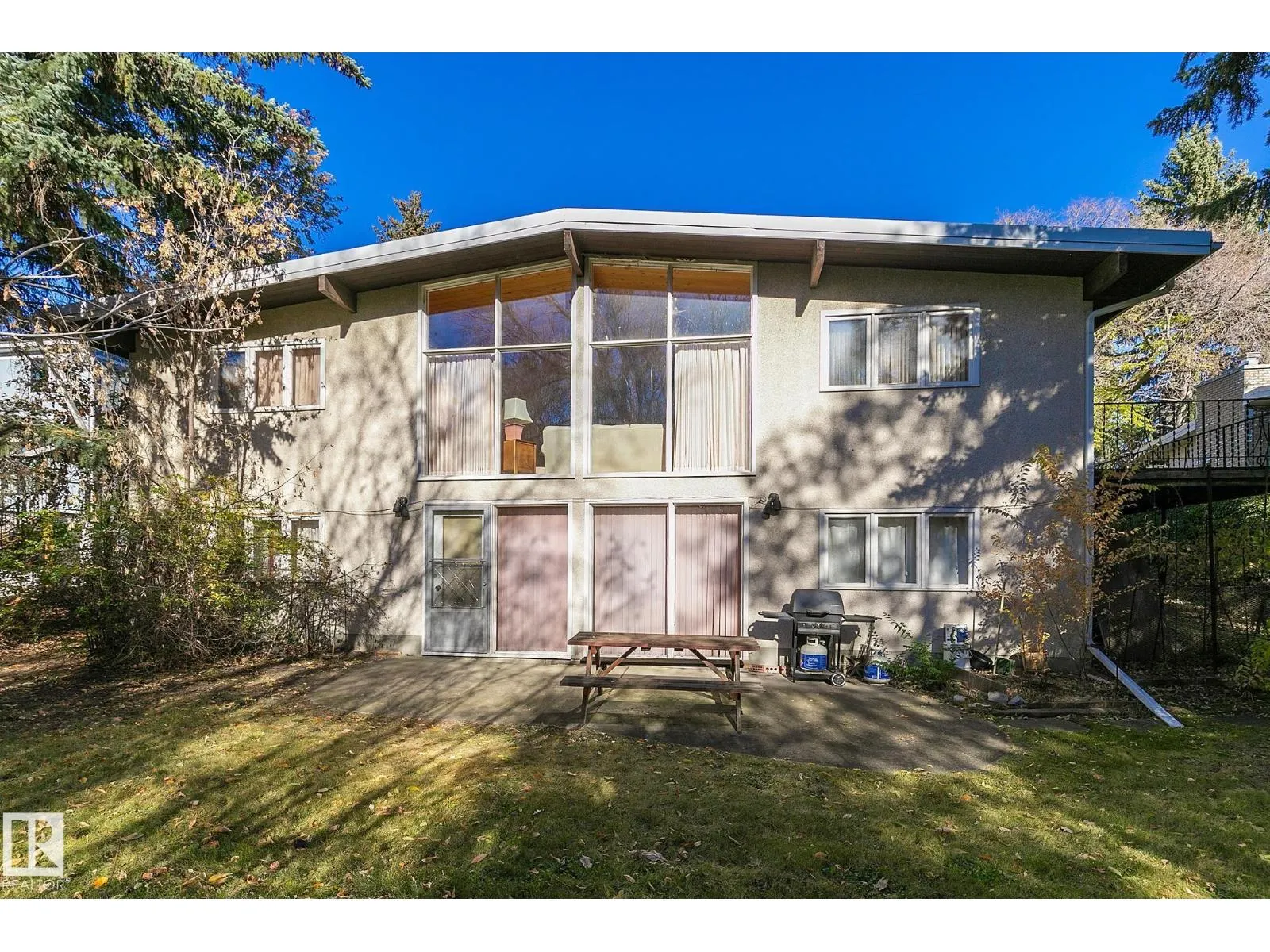 13 VALLEYVIEW CR NW