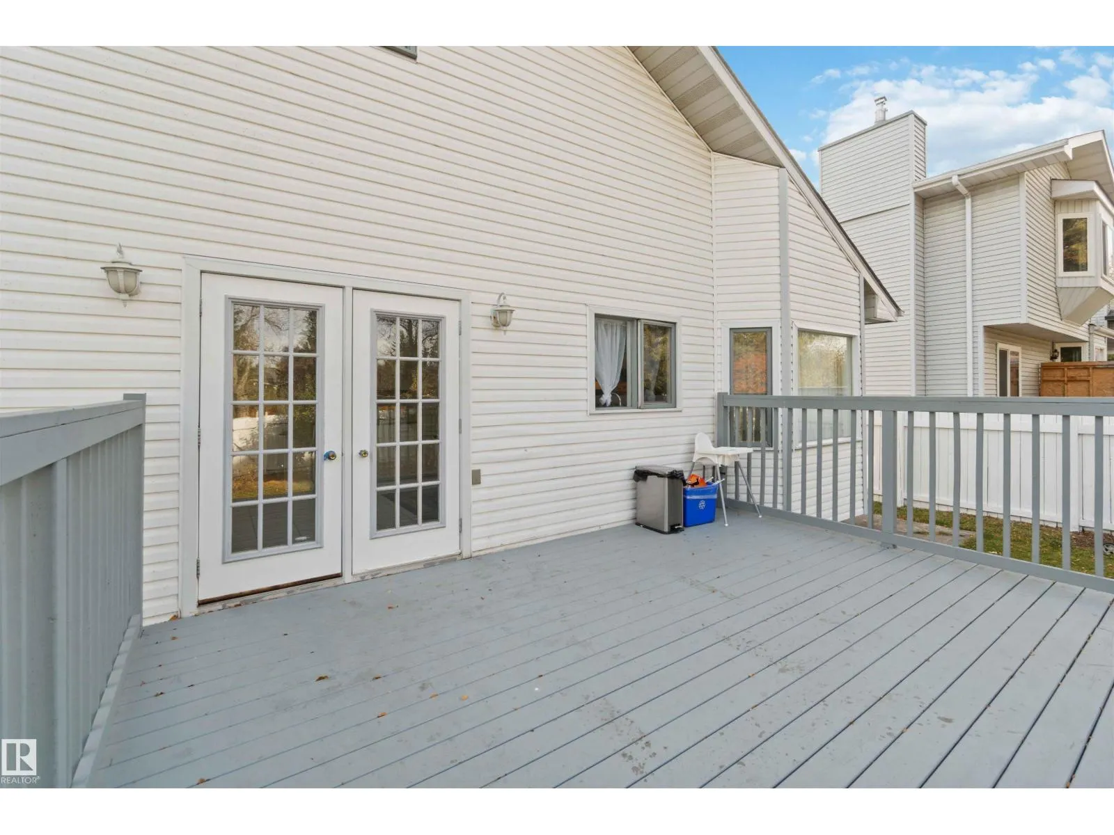 18204 61 AV NW
