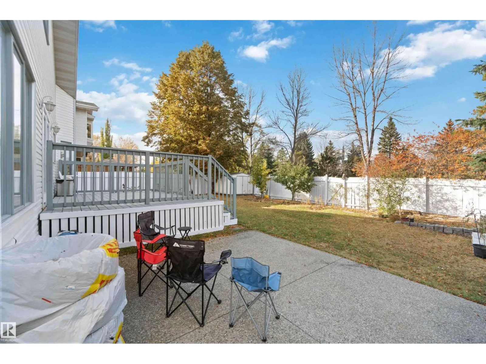 18204 61 AV NW