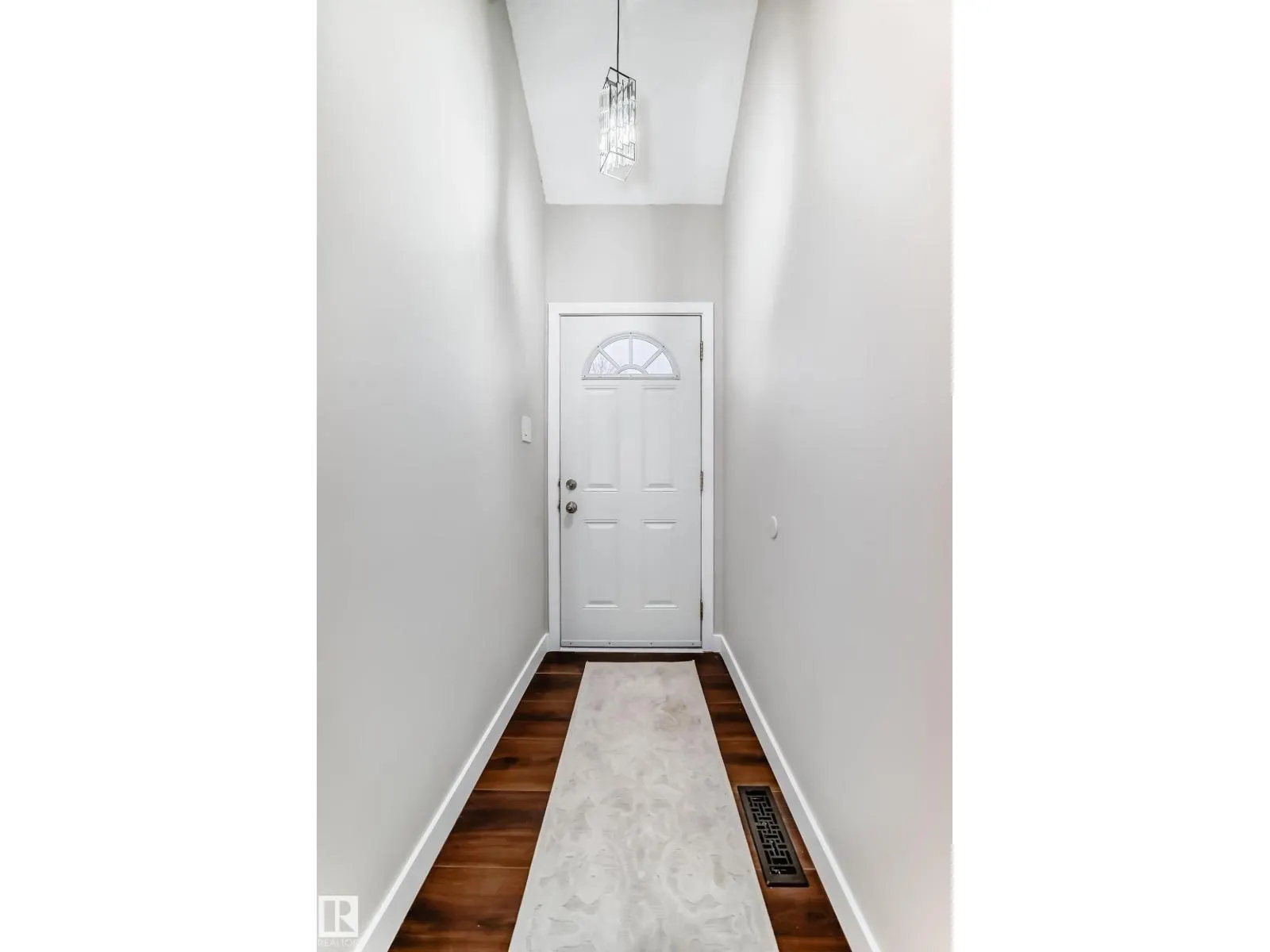 1189 HOOKE RD NW