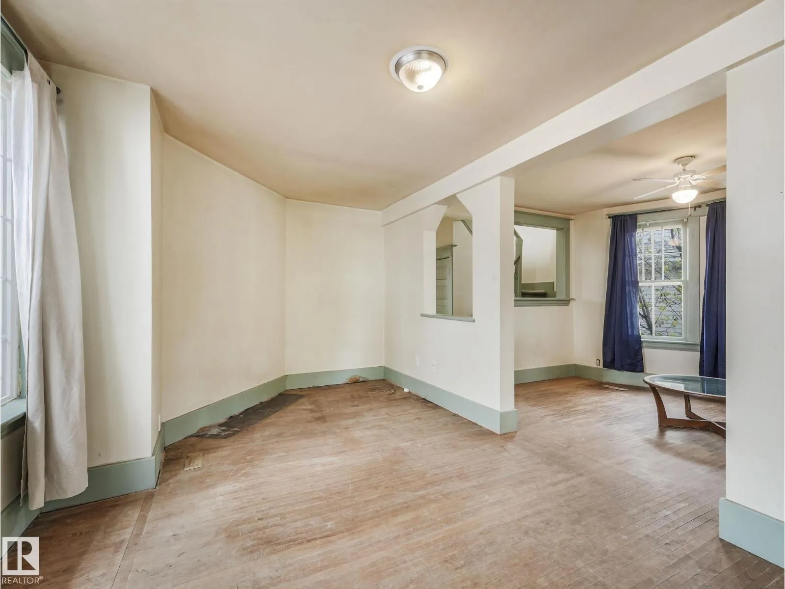 11119 62 ST NW