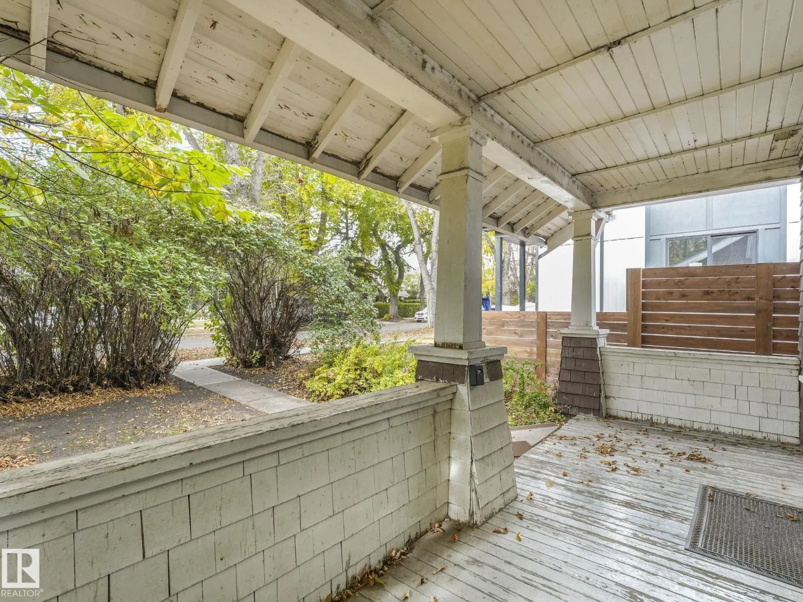 11119 62 ST NW