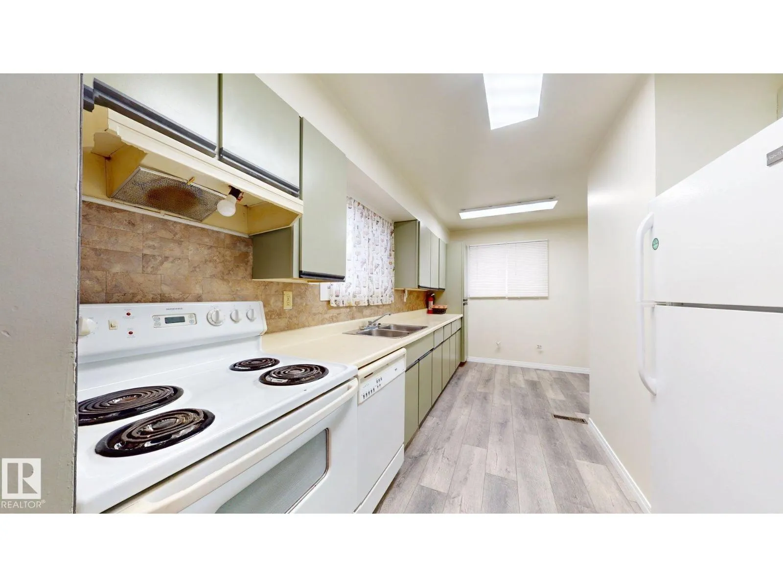 #45 4403 RIVERBEND RD NW