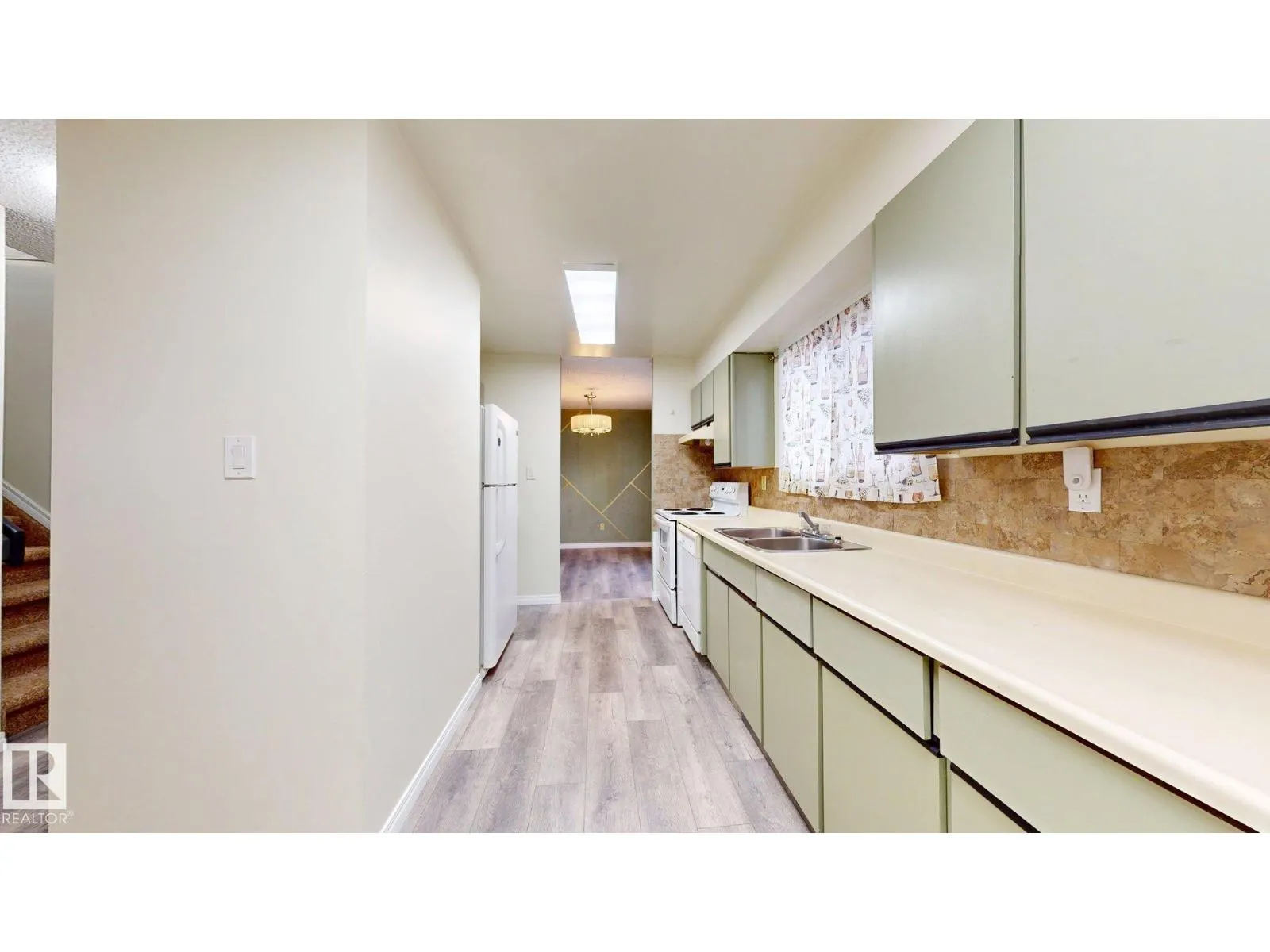 #45 4403 RIVERBEND RD NW