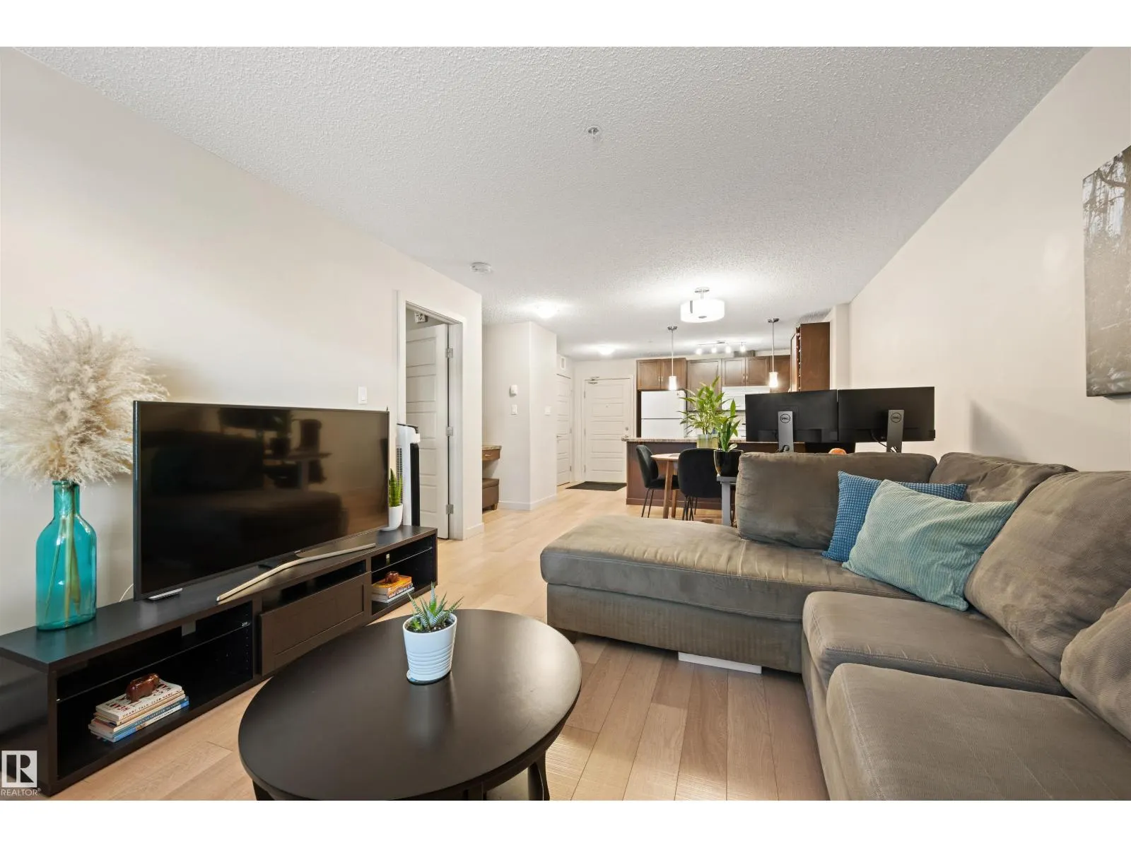 #158 7805 71 ST NW