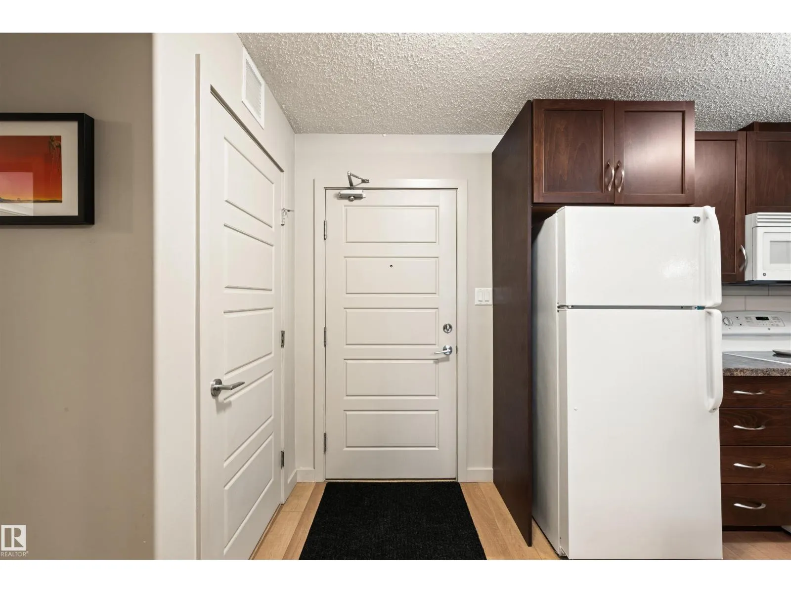 #158 7805 71 ST NW