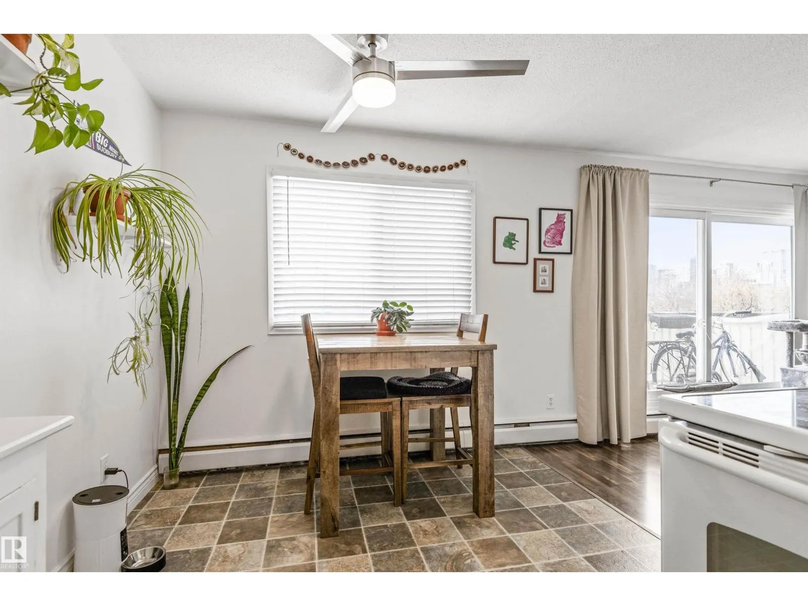 #402 10725 111 ST NW
