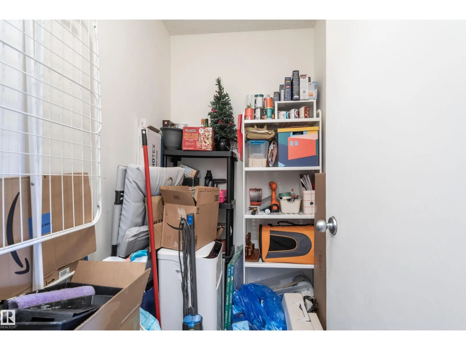 #402 10725 111 ST NW
