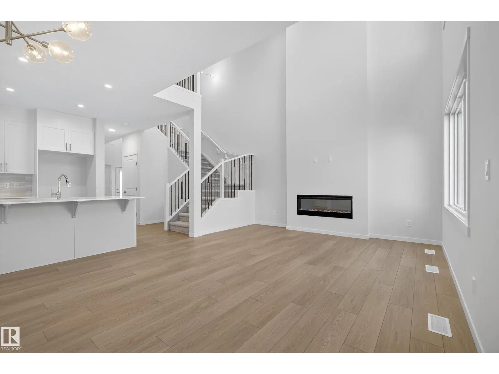 2153 194A ST NW