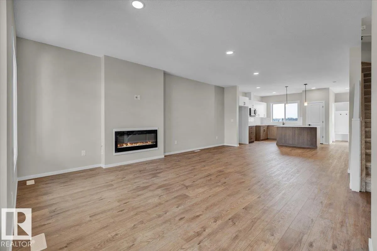 21 FICUS WY